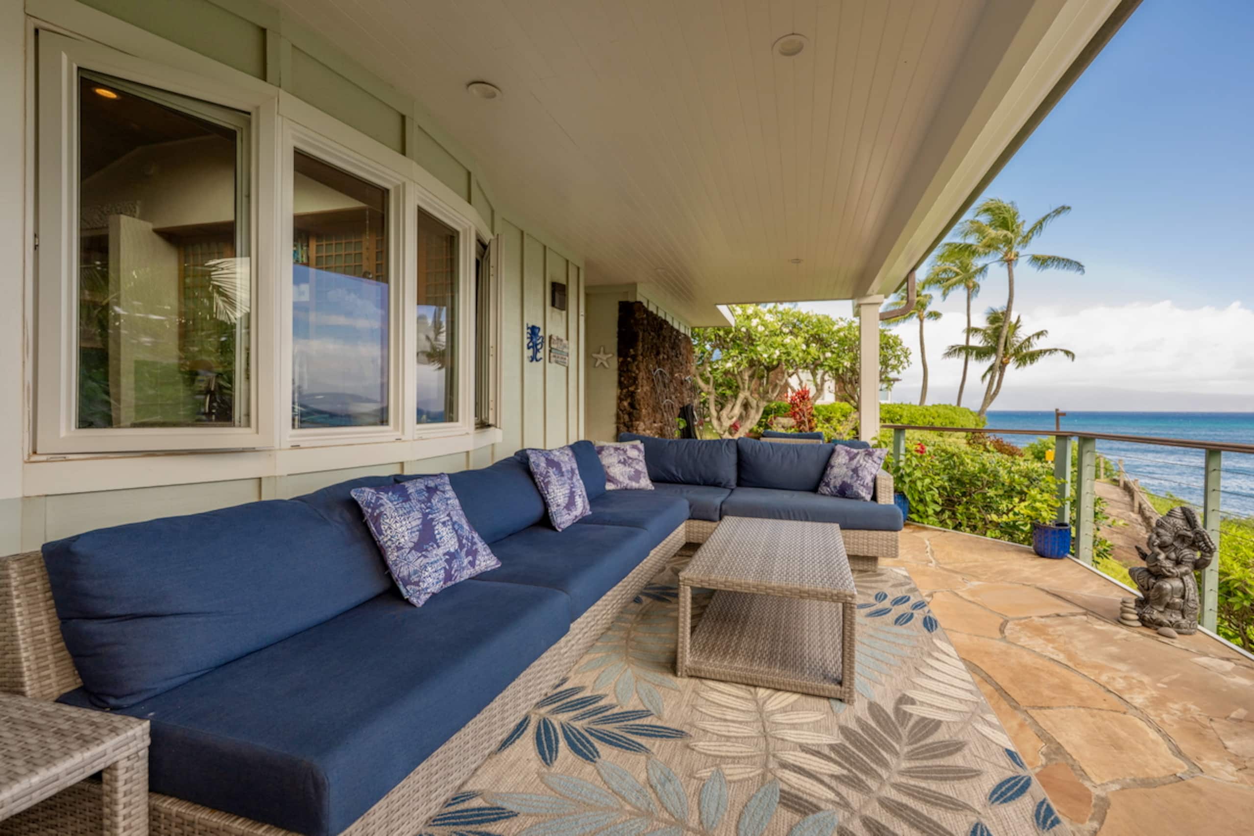 Home in Lahaina · ★4.93 · 2 bedrooms · 3 beds · 2 baths - Image 42