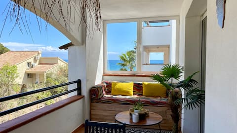 Total escape between sea and mountains in Corsica