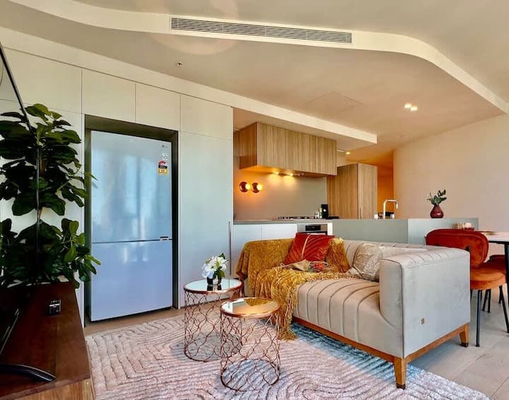 Highrise Best Location 2baths - Melbourne