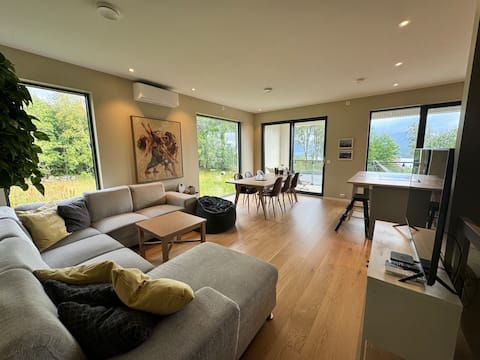 Semi-detached house in Ålesund/Åse