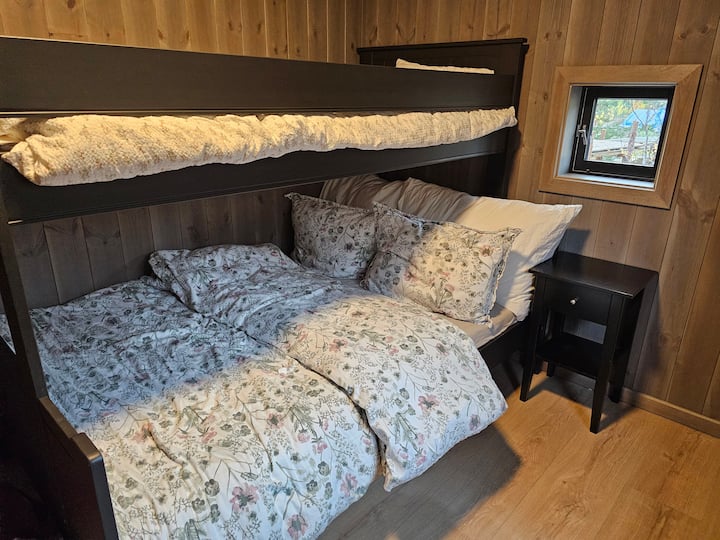 غرفة النوم 2