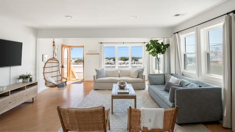 Seaside Park Ocean Front home! Free beach badges