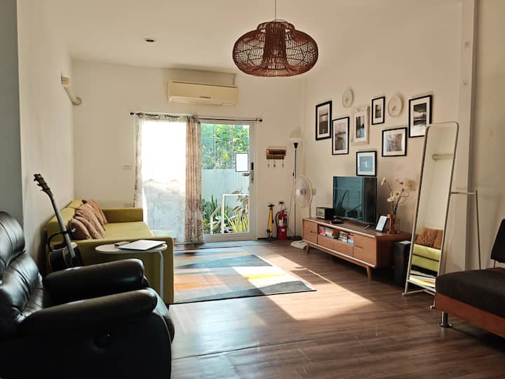 Chaophraya Riverfront House / Baanrimphraya - Bangkok