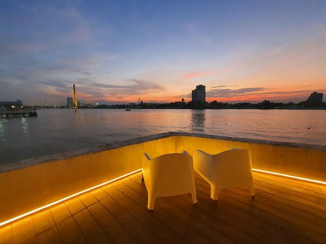 Riverfront house for rent/Chao phraya river house gallery image 3
