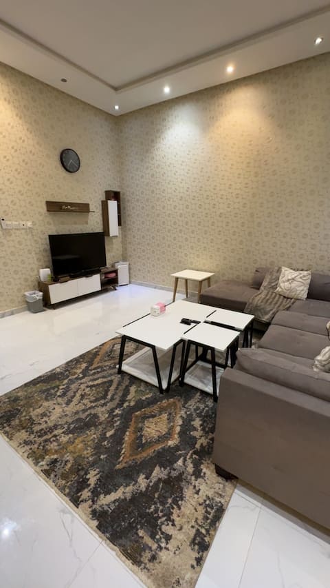 2BR | 2BA | Spacious Living Room | Full Kitchen