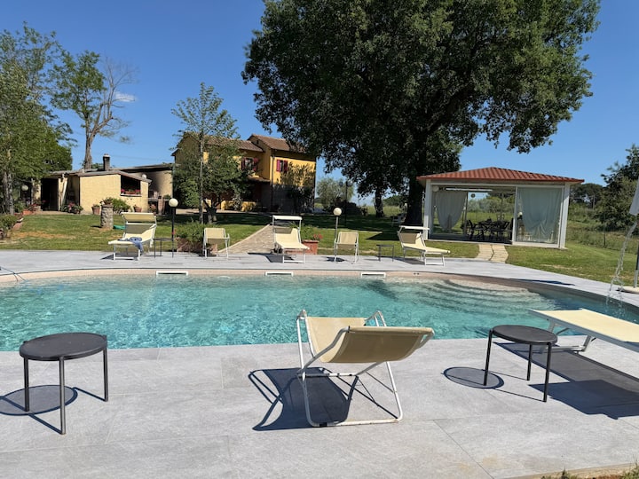 Agriturismo Podere Delle Querci - Italia