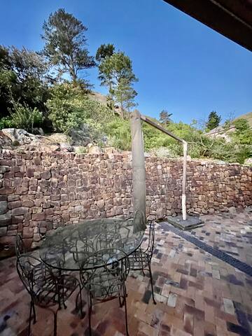 Magnificent home secure estate gallery image 5