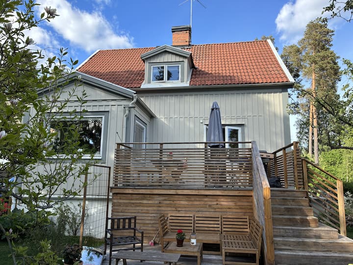 Wood House Close To The City - Stockholm