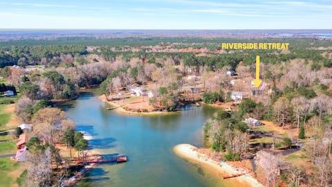 Waterfront, Pool + Beach, Kayak, Gameroom, Potomac