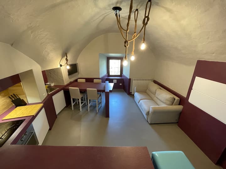 La Torretta Di Eggi
Cir 054051c202033476
Cin Itcir - San Giacomo
