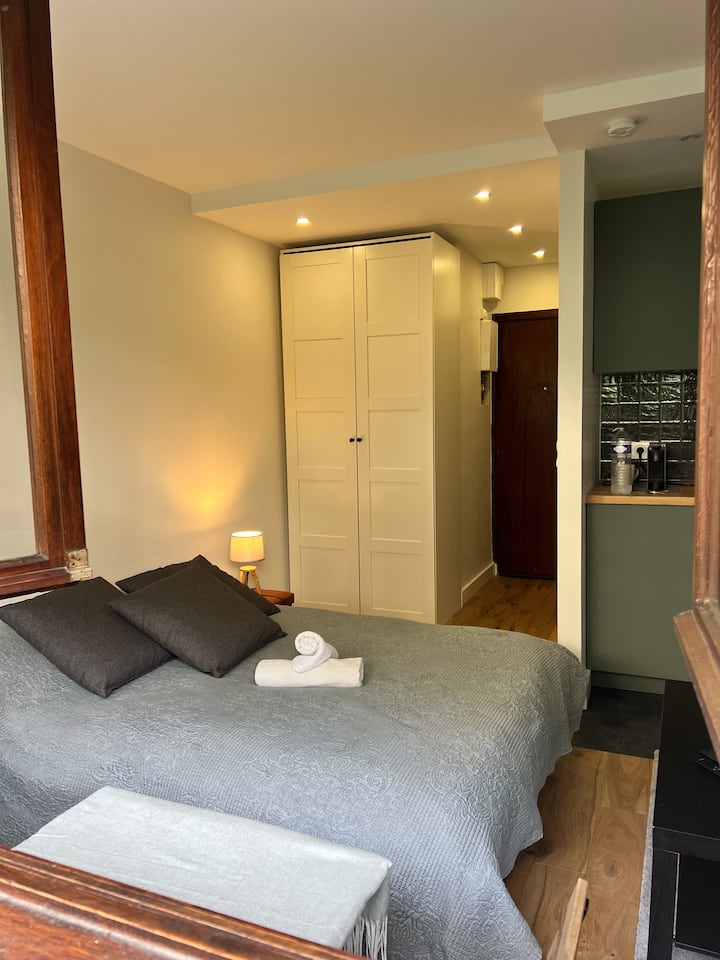 Shtroja dhe peshqirë të rinj sezonalë