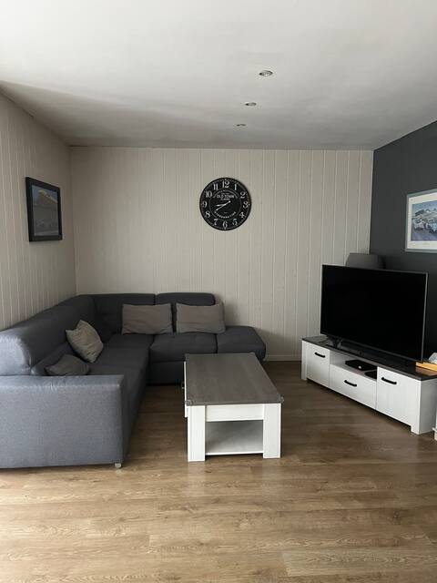 Room rental – Enzo –