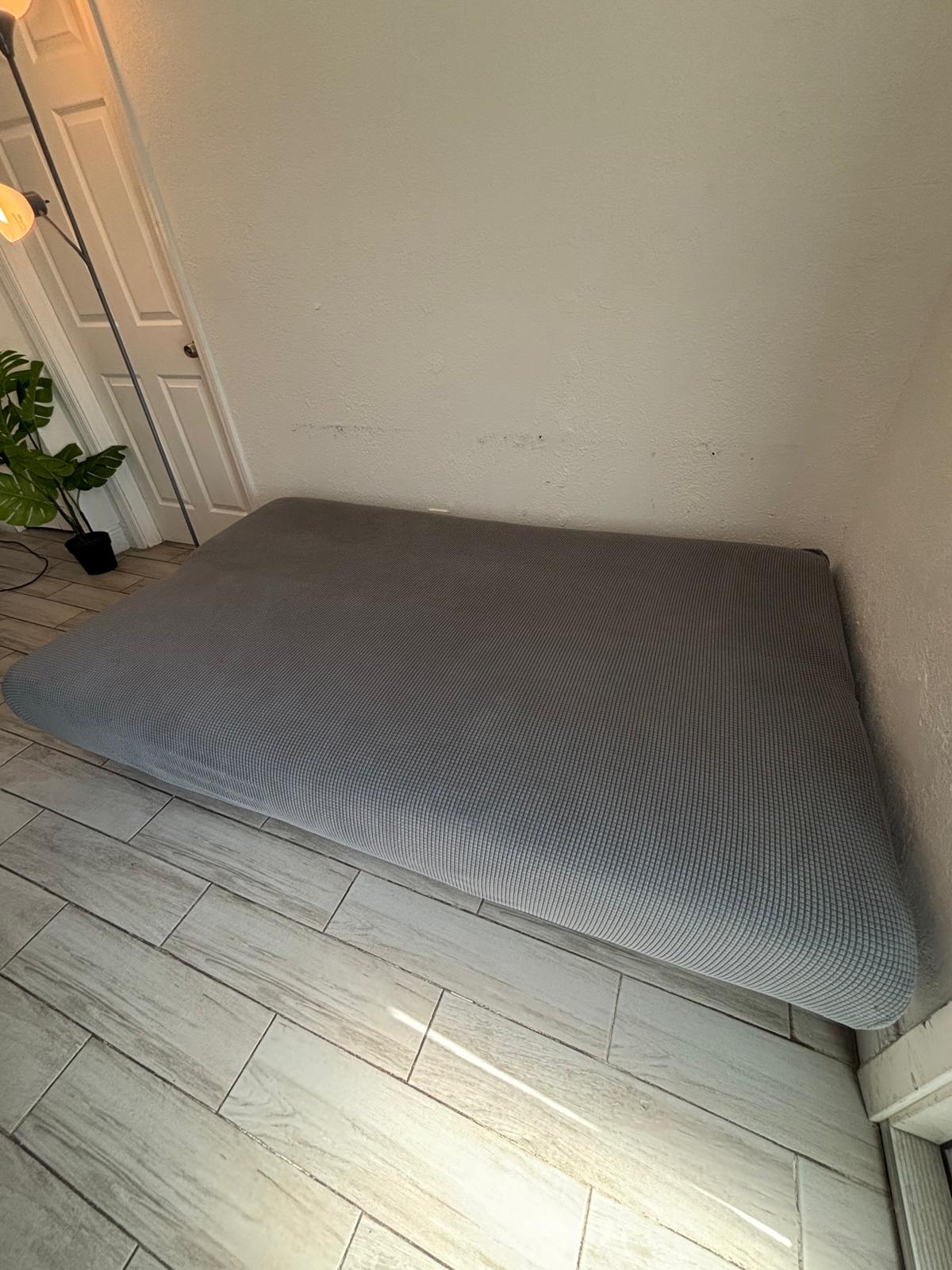 Popular Airbnb listing: 2BR with Backyard Near Airport & Design District in Hadley Park