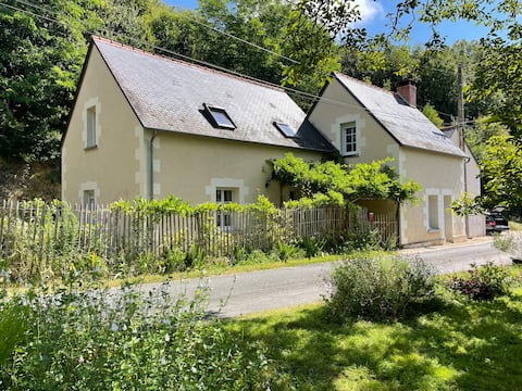 Comfortable and quiet house for 6–8 people