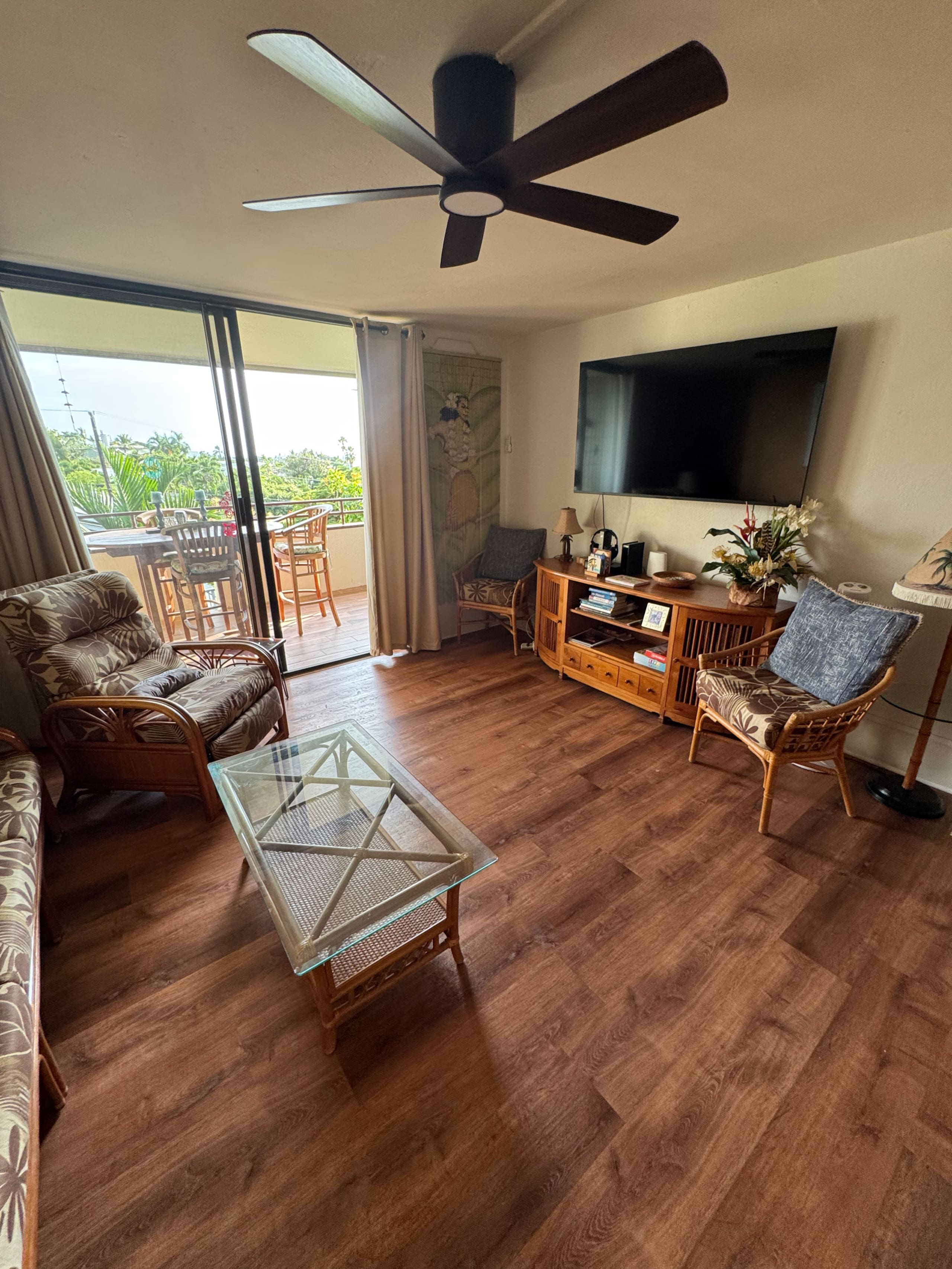 Condo in Kailua-Kona · ★4.88 · 2 bedrooms · 2 beds · 2 private baths - Image 4