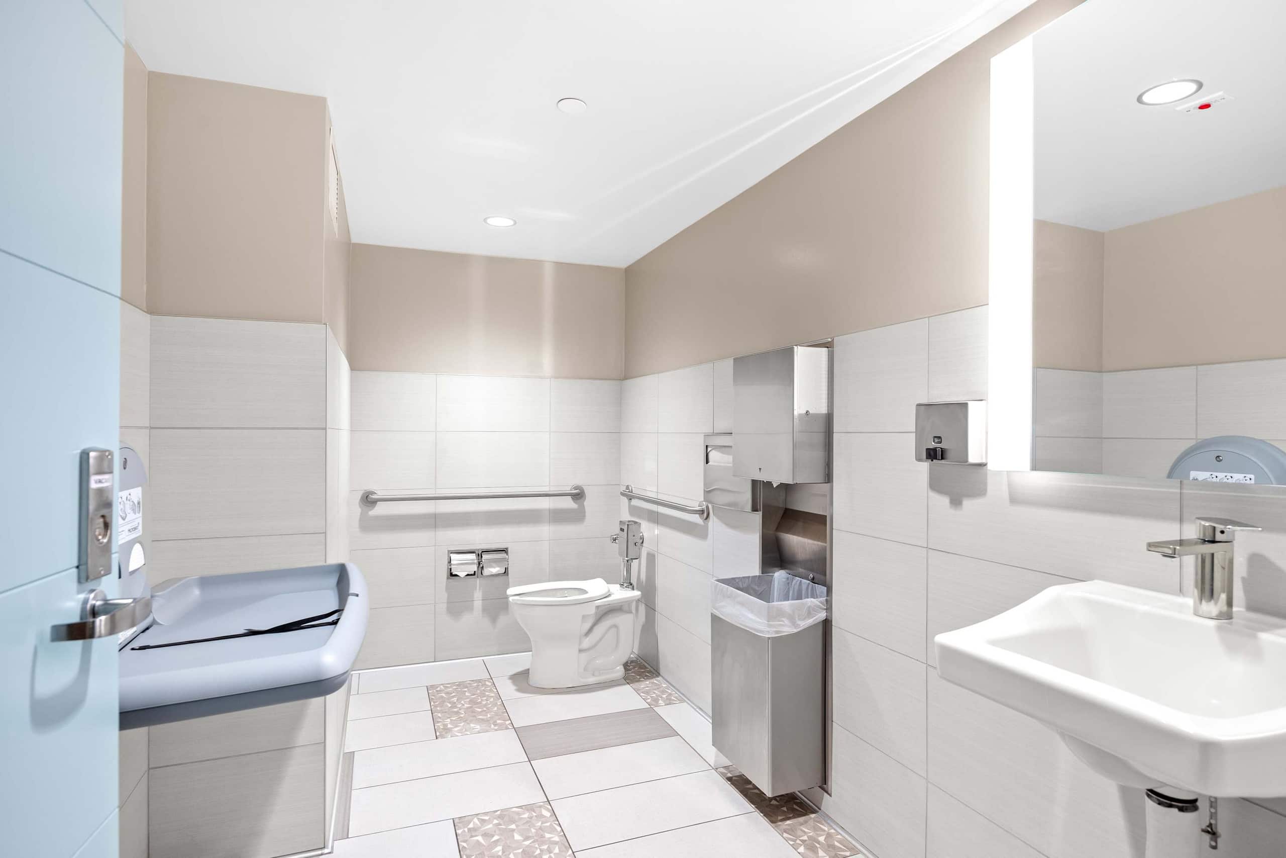 32th FL Lovely Ocean View w/ FREE parking - Image 23