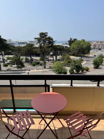 Cascais by the Sea gallery image 2