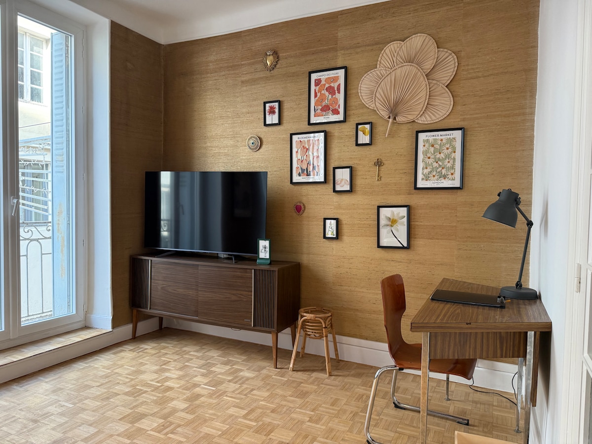 Propriété Airbnb réussie: The Urban Duplex à Valence
