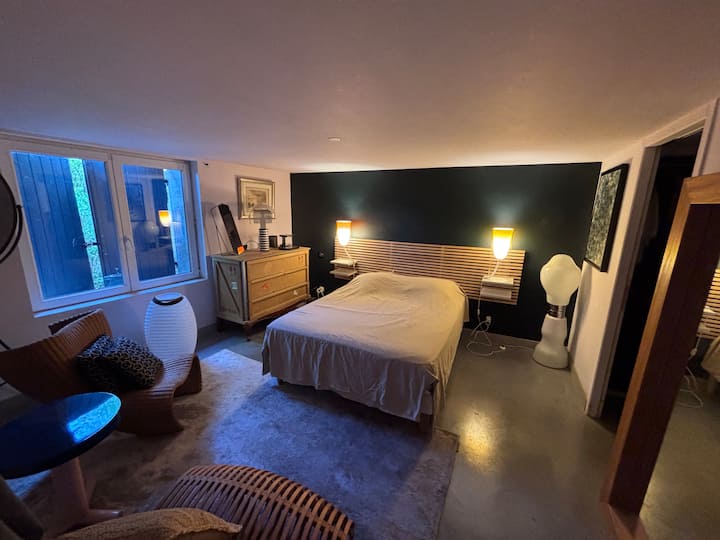 Schlafzimmer 1