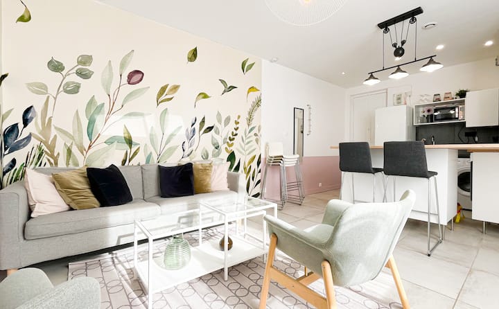 Apt 2 Ch – Balcon – Parking Privé – Gare Estressin - IBIS Lyon Sud Chasse Sur Rhône