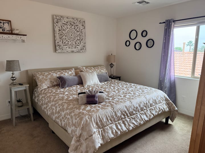 Bedroom 3, king size bed.