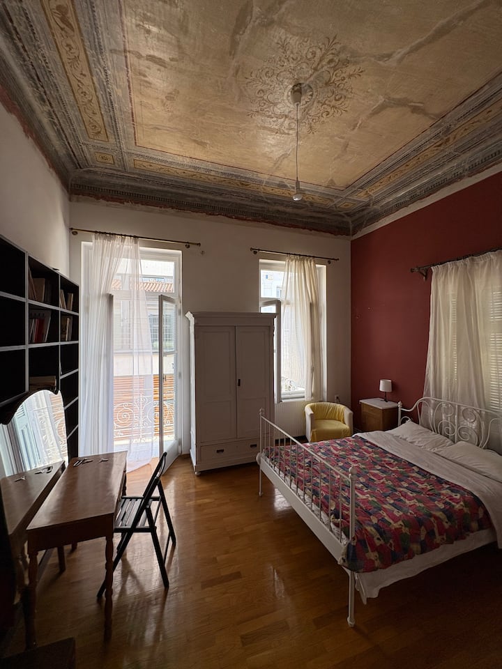 Spacious Place In The Historical City Center - Athens