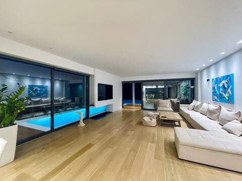 New luxury duplex at the Athens Riviera