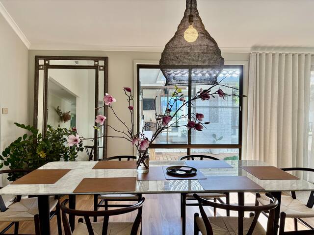 Stunning Hinterland Tuscan Style Retreat NSW gallery image 4