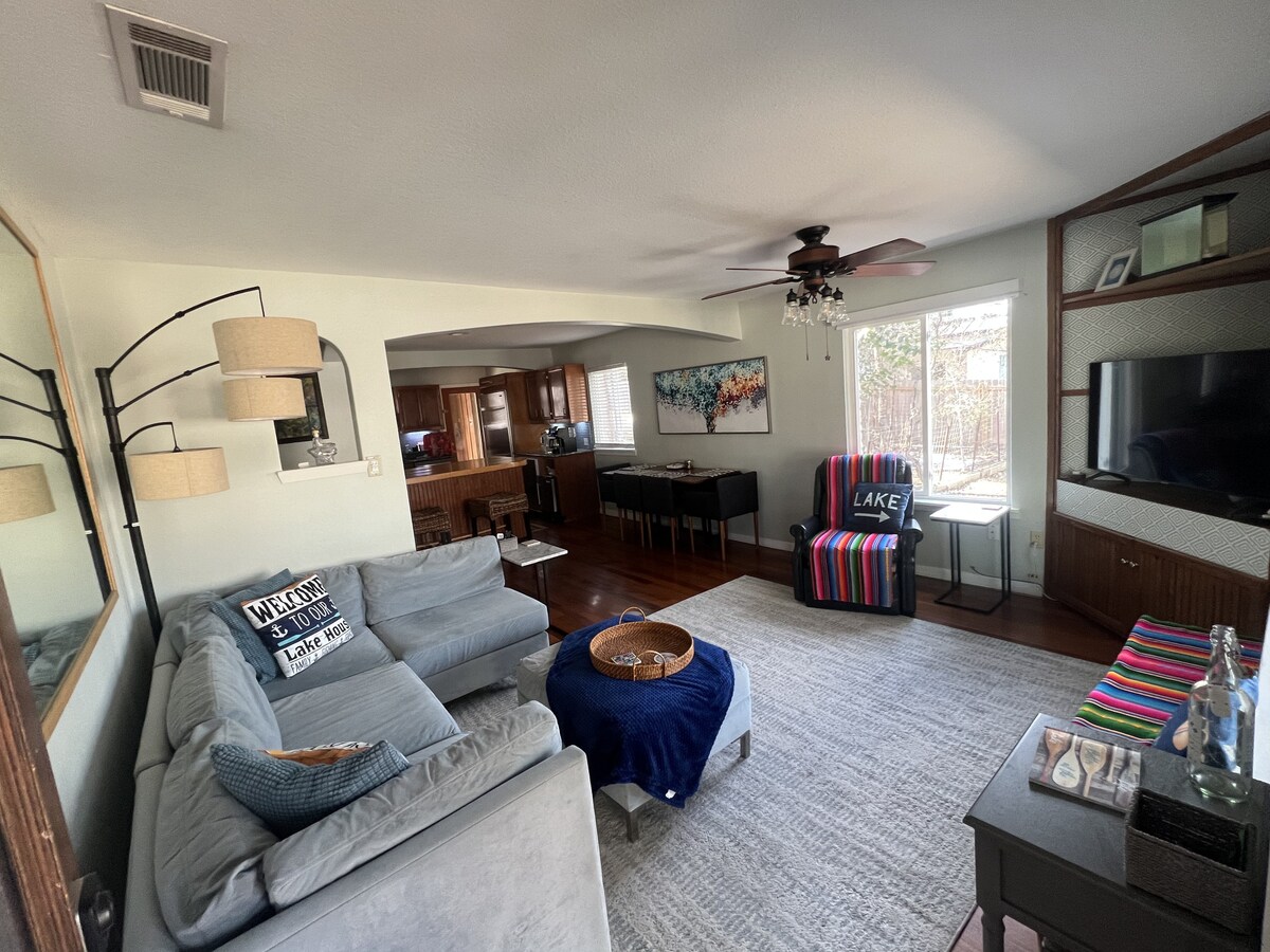 Austin Lake Hills Cozy Casita near Lake Austin