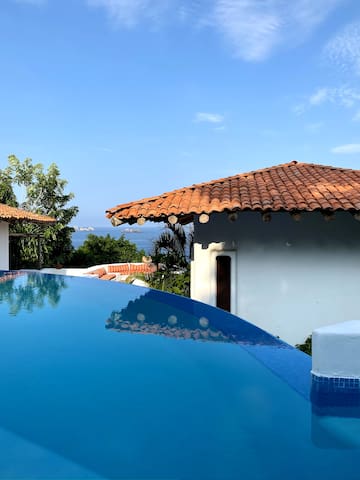 Entire home with 5 bedrooms in Ixtapa Zihuatanejo - Casa Marivent - Ixtapa, Zihuatanejo