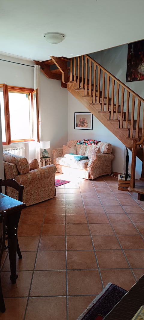 Top Airbnb: Cuore Di Mela House a Gambassi Terme