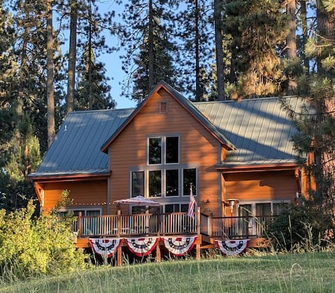 Rcabin on Plumas Pines Golf Course