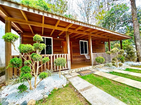 Beautiful Wooden Cabin W/ A/C