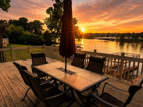 Lakefront Haven in Decatur