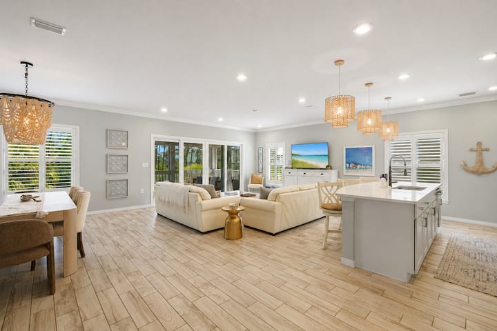 Lux Villa:pool, Hot Tub, Private Beach, Pickleball - Florida
