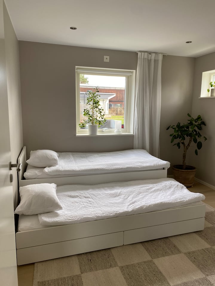 2 × 90 سم أسرّة