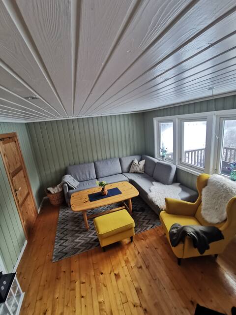 Top Airbnb: Skolands cabin in Lyngdal