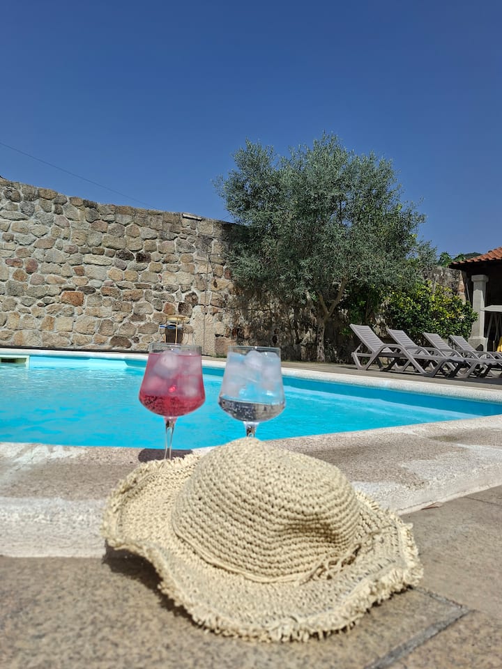 Casa Midões – Pool and leisure near Chaves