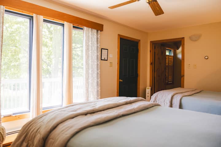 Welcome to Hickory Nut at the Yew Mountain Center.