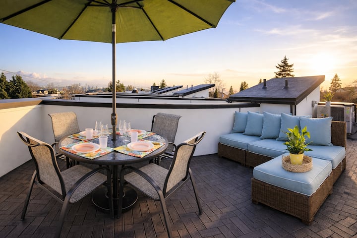 Upper Fremont Townhome W/ King Bed, Rooftop & A/c!