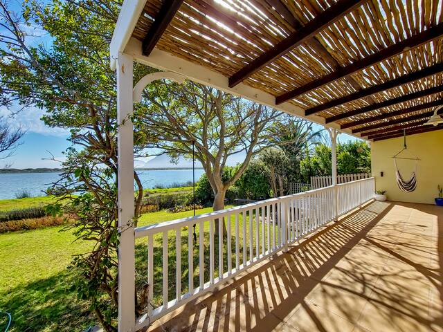 45 On The Lake gallery image 5