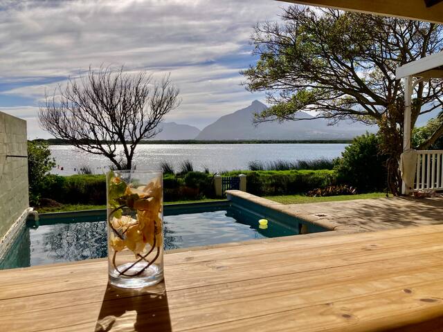 45 On The Lake gallery image 2