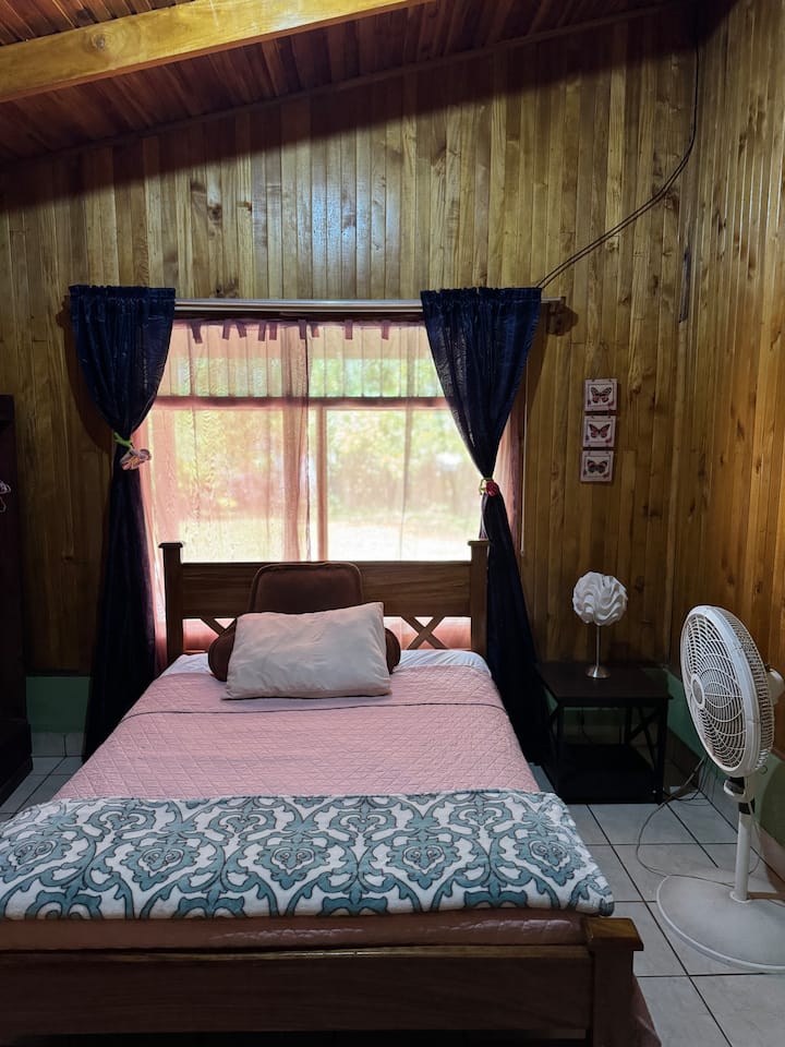 غرفة النوم 2