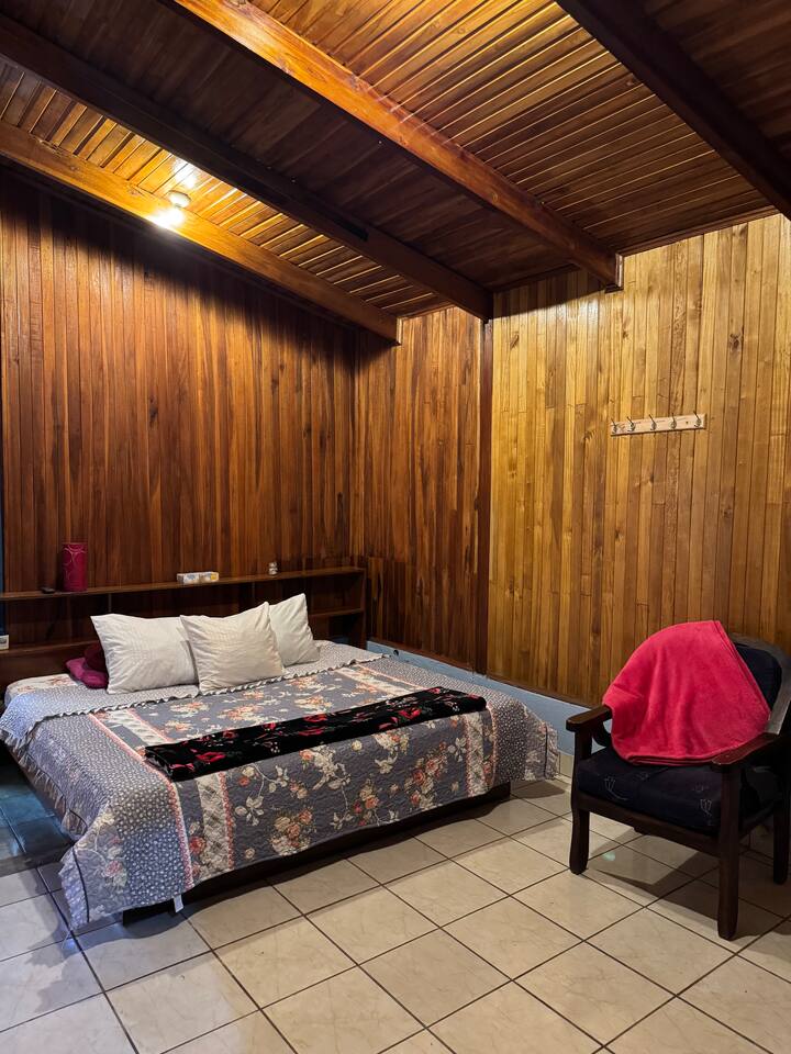 غرفة النوم 1