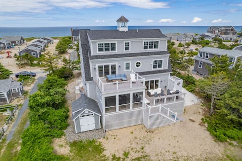 New build! Waterfront home - Beach across street