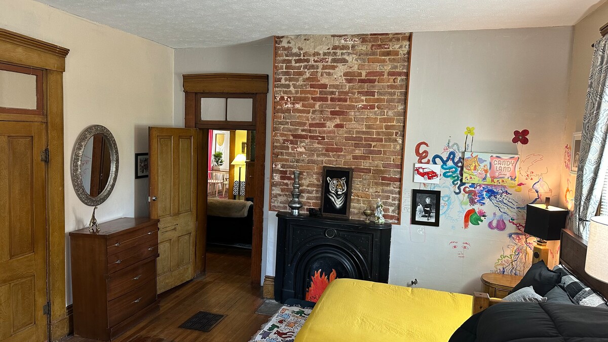 1860’s Art House