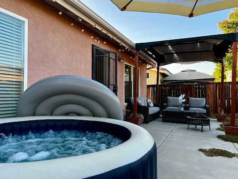 Family Hemet Home <Hot tub+Parking-grg/rv/boat