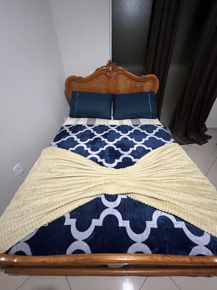 غرفة النوم 1