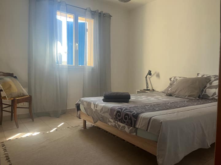 غرفة النوم 2