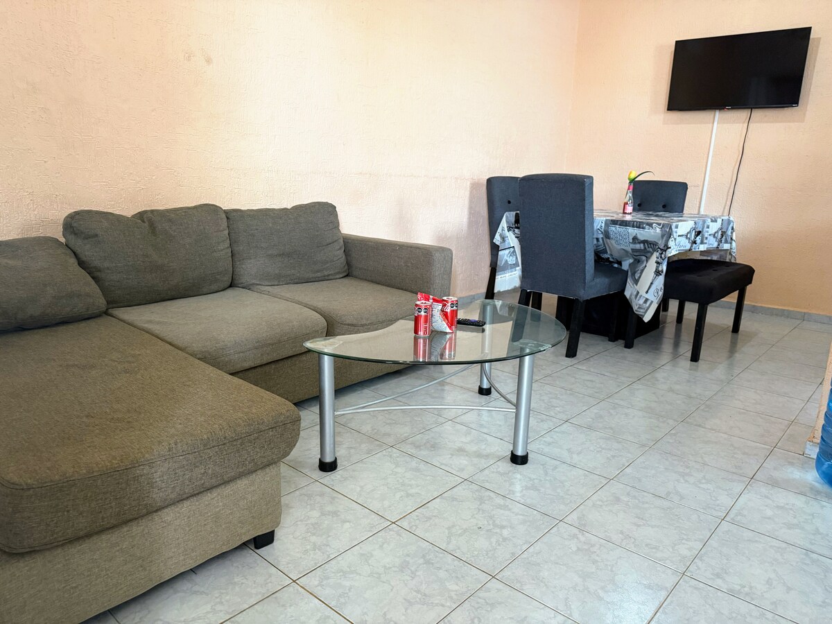 Successful Airbnb property: House with 2 bedrooms, air conditioning and WiFi. We bill in Fraccionamiento La Ciudadela
